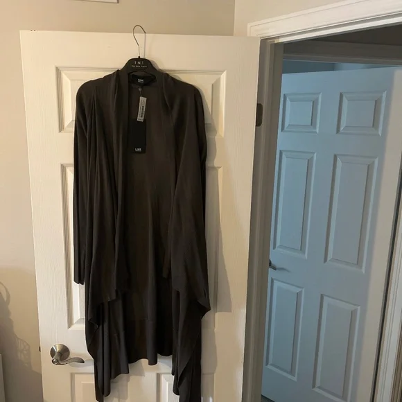 Cardigan - Picture 1 of 3